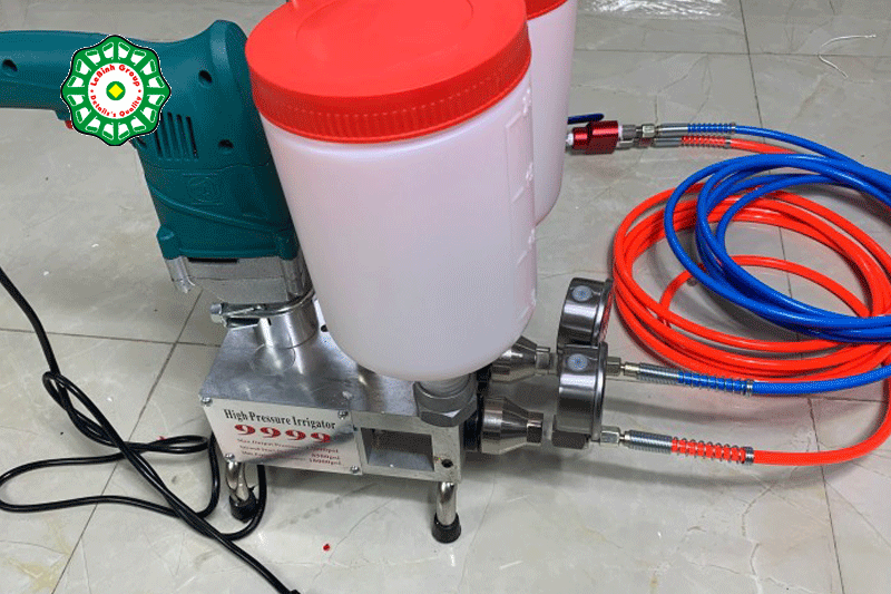 Máy bơm keo Trung Quốc
