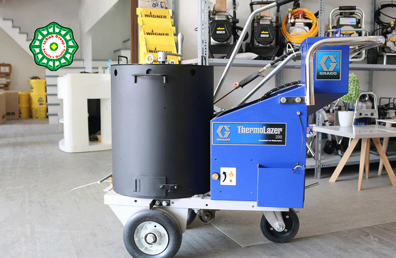 Nên sơn vạch kẻ đường bằng tay hay bằng máy? Máy sơn vạch kẻ đường Graco