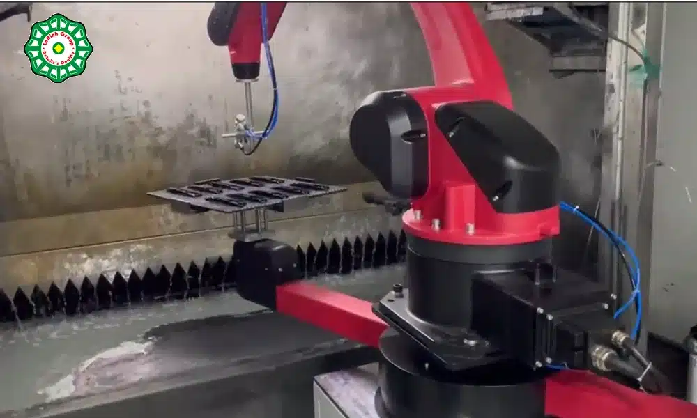 Top 3 công nghệ phun sơn mới nhất hiện nay giúp tiết kiệm sơn Hệ thống robot phun sơn trên ray trượt